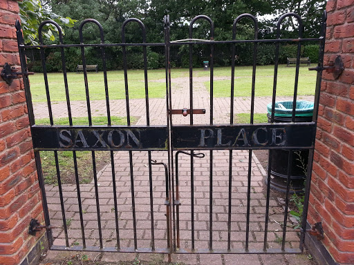 Saxon Place park Logo