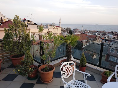 Istanbul Amedros Home