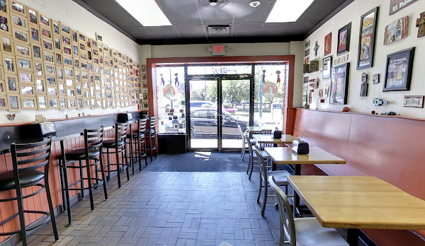 El PelÃ³n Taqueria — mexican restaurant in Boston