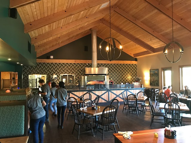 Rush Creek Lodge at Yosemite