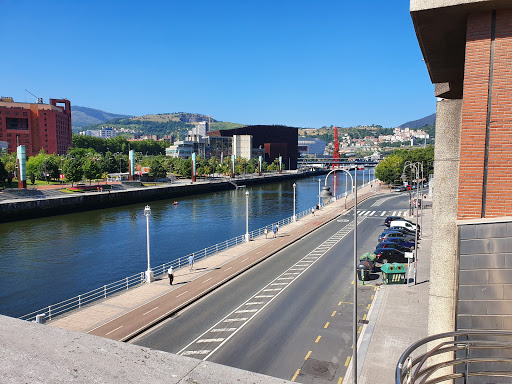 Hertz - Bilbao - Thumbnail