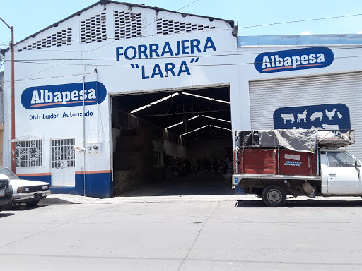 FORRAJERA "LARA"