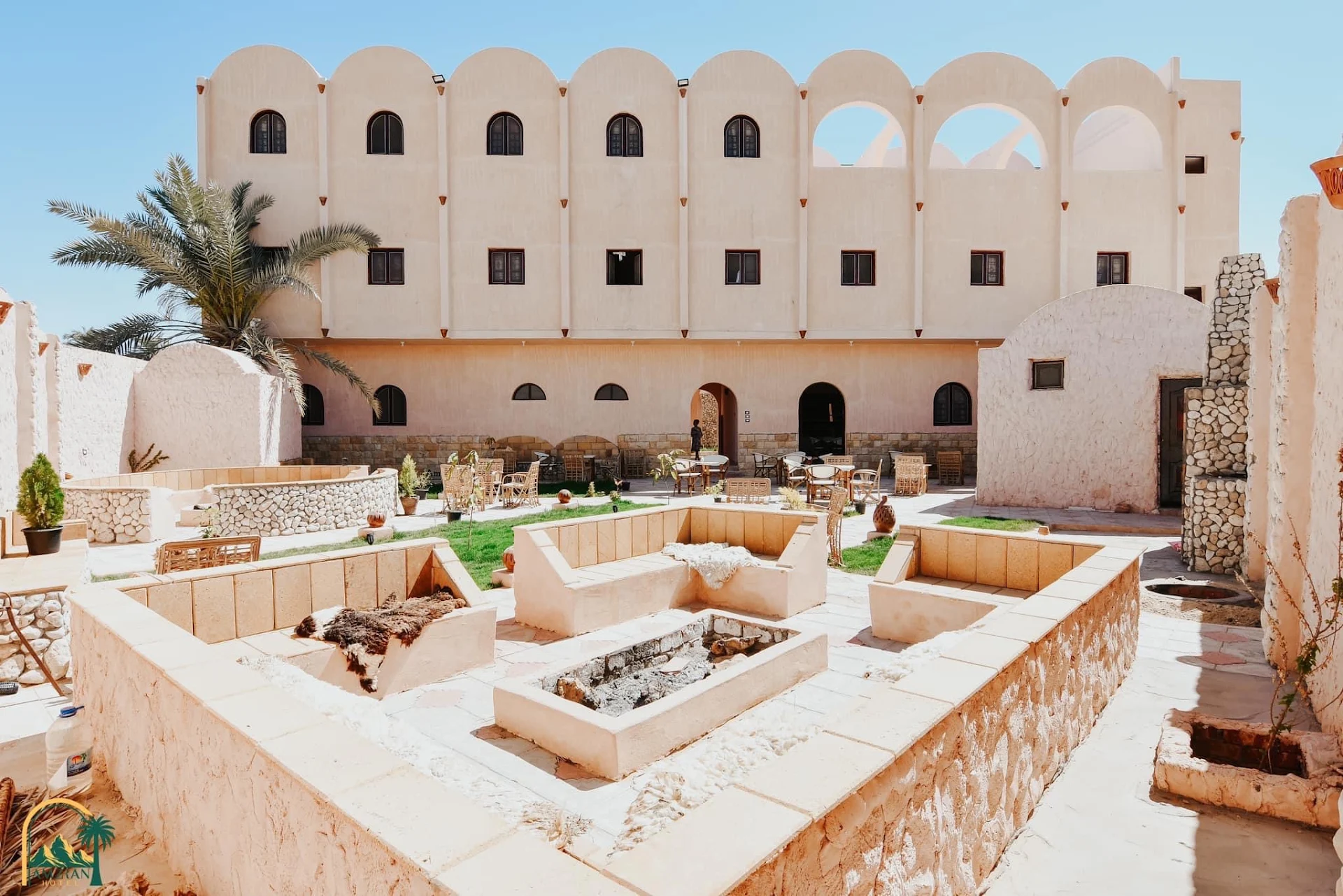 amzran Hotel-فندق أمزران