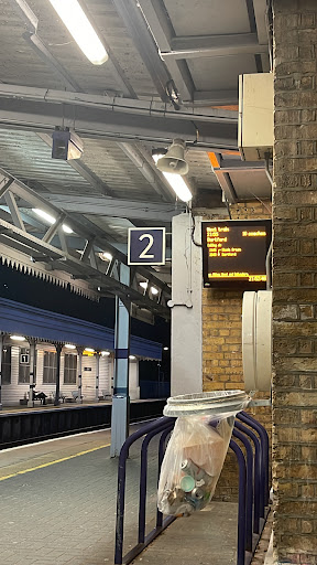 Erith Train Station Logo