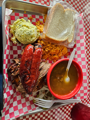 Uncle Roy's BBQ - Visual