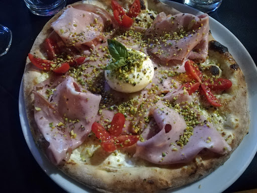 Mixx Pub Pizza Grill - Thumbnail