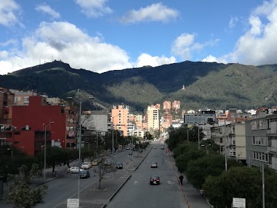 Photos of Transmilenio station street 85