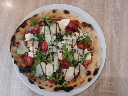 Photo 2 - Pizza Lé La