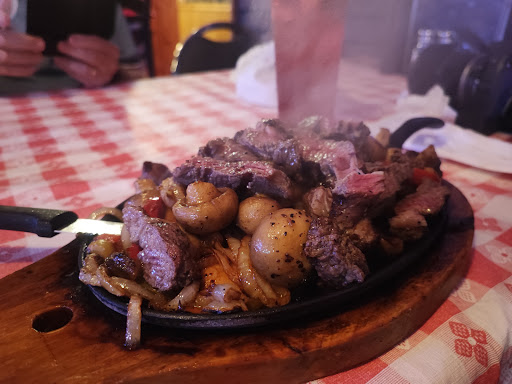 Sauced Hogs - Visual