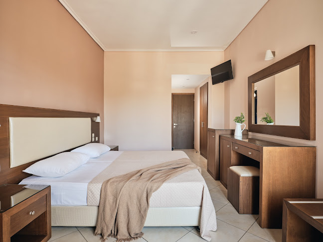 Opinii despre Alkyonis Hotel în Λαγανάς - Ξενοδοχείο