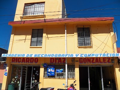 Photos of ACADEMIA RICARDO D&Iacute;AZ GONZ&Aacute;LEZ