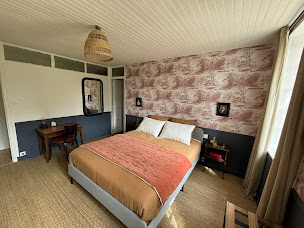 Photo n°9 de La Haute Trémière à Charenton-du-Cher (Maison d'hôtes)