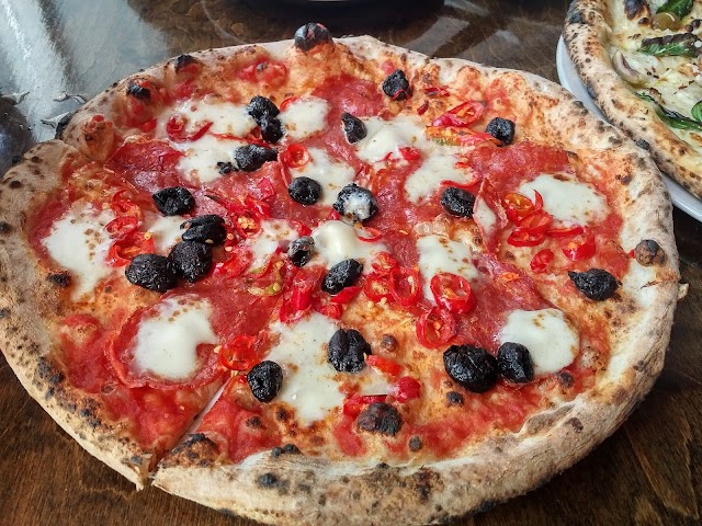 Queen Margherita Pizza