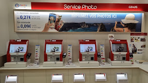 Photo n°6 de E.Leclerc - Le labo photo - Espace Téléphonie mobile / Photos à Villeneuve-sur-Lot (Opérateur téléphonique)