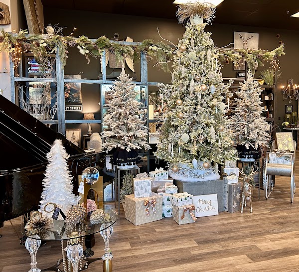 FURNITURE BRAT photo 3