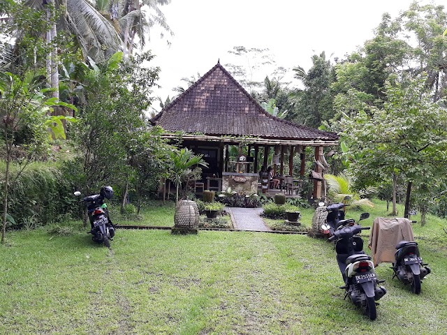 Labak Sari Restaurant