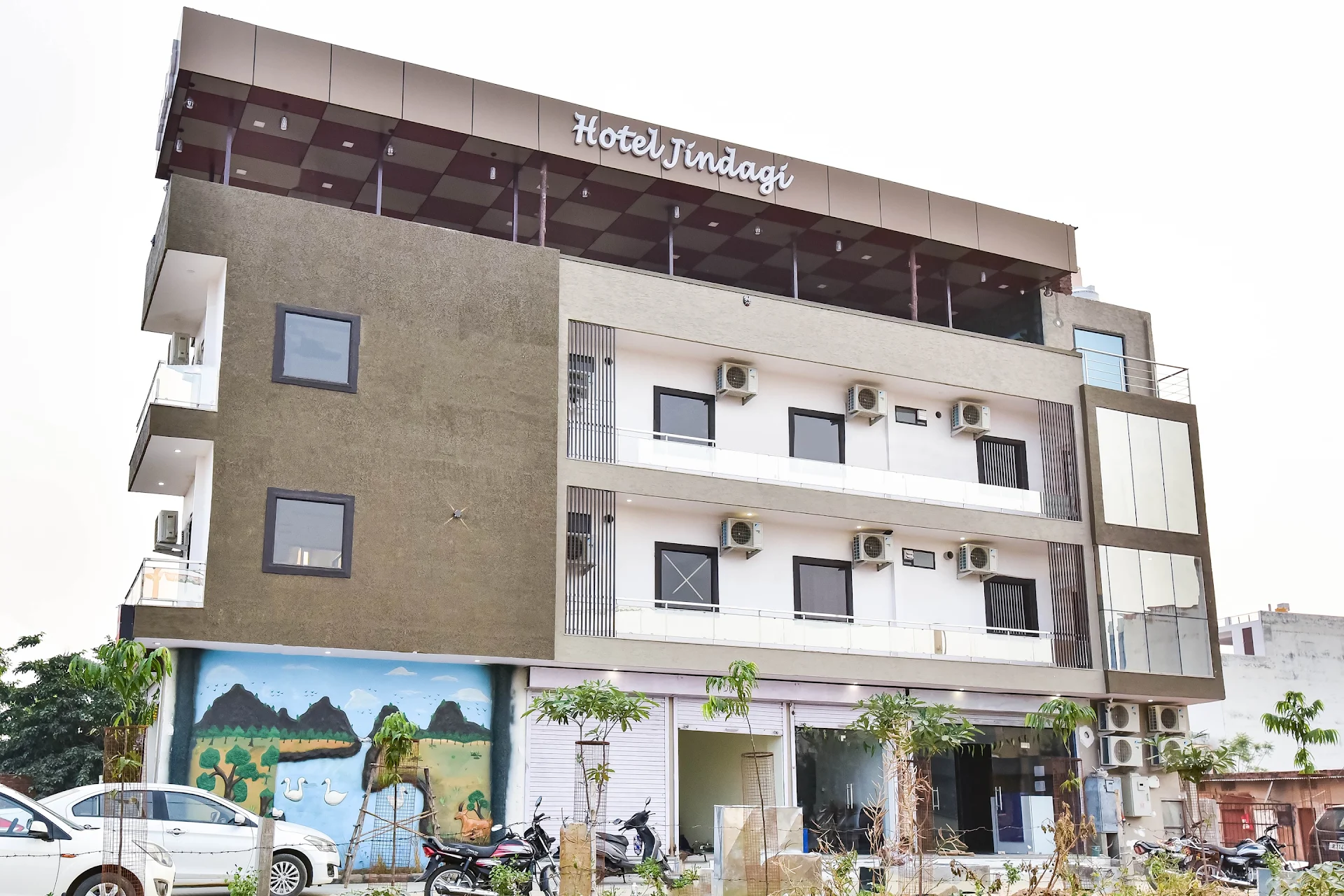 Collection O Mansarovar Company Serviced