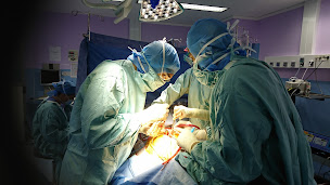 Photo n°1 de Dr FELDEN Arnaud - chirurgien orthopédique de la hanche, du genou et de l'épaule - chirurgie du sportif à Saint-Pierre (Chirurgien orthopédiste)