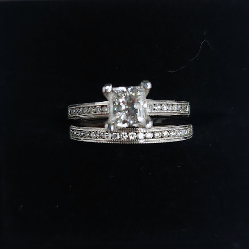 O'Neal's Antiques By Appointment Only - Thumbnail