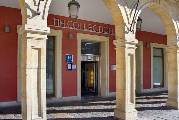 Hotel NH Collection León Plaza Mayor by null