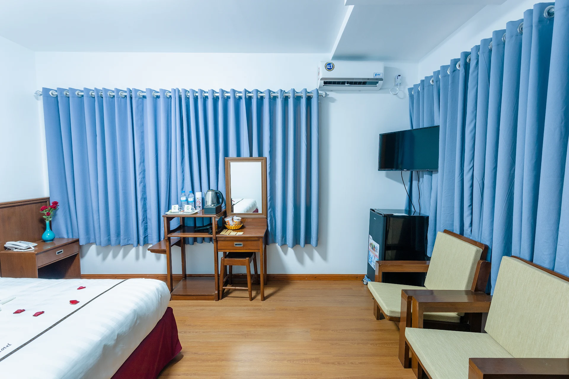 Ngwe Taung View Point Hotel II