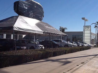 Photos of Orange Coast INFINITI