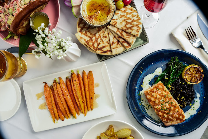 Shoreside® Restaurant and Bar by null