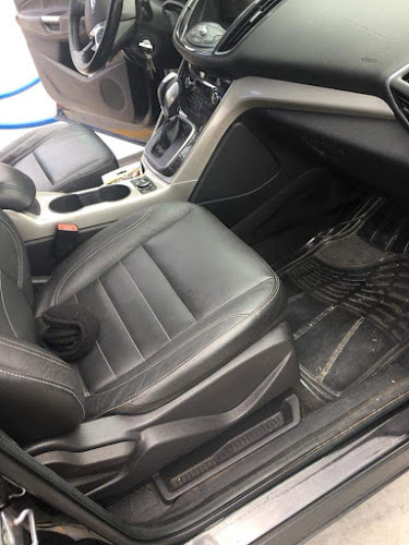 Lindseys Auto Detailing