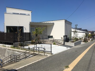 （株）田舎暮し福津店
