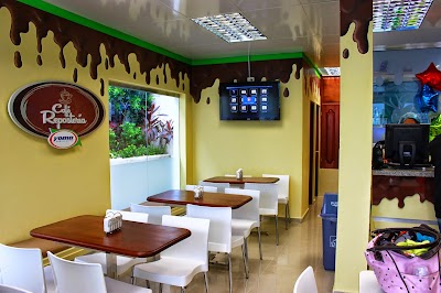 Photos of Pastry Caf&eacute; Yoma