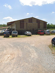 Photo n°1 de Carrosserie soubrie à Le Bourg (Atelier de carrosserie automobile)