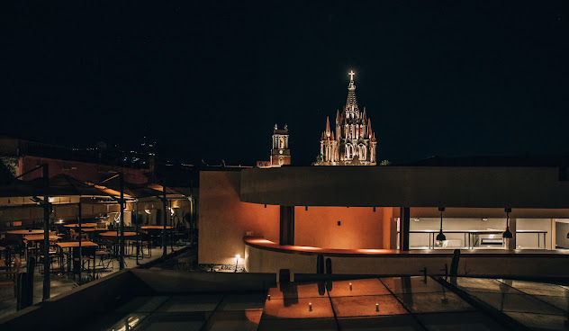 Altar Rooftop by null