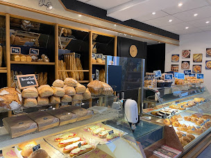 Photo n°17 de Boulangerie Mendonça à Saint-Genest-Lerpt (Boulangerie)