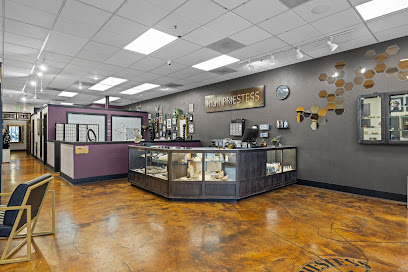 Foto de High Priestess Piercing & Tattoo