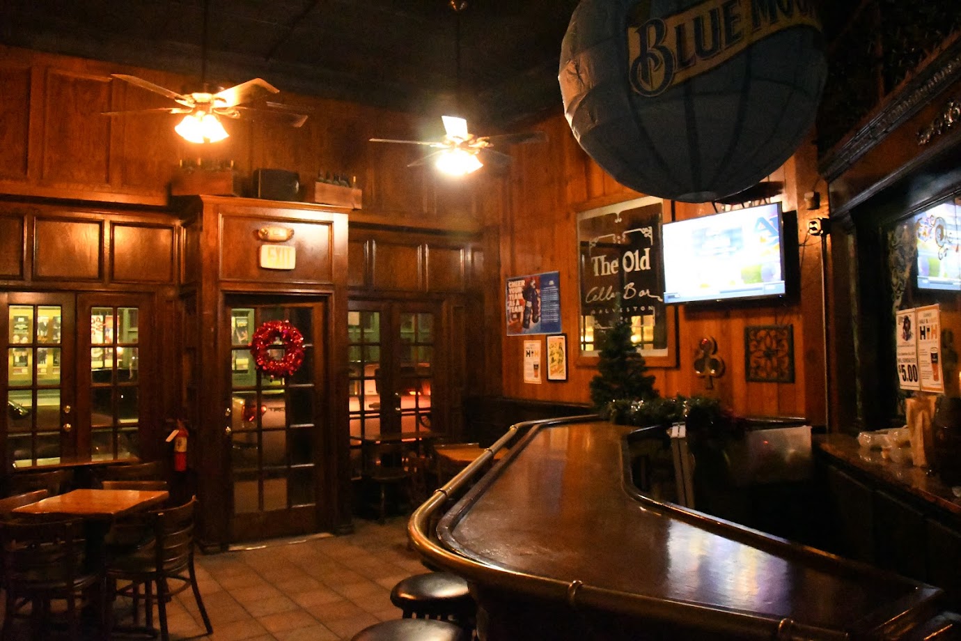 Old Cellar Bar