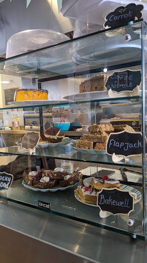Eric’s Cafe - Visual