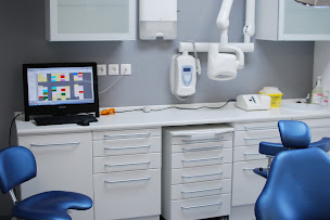 Photo n°5 de Dr Yann Berticat à Val d'Oingt (Dentiste)