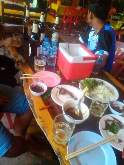 Photos of ຮ້ານບັນເທີງກາງແຈ້ງພູເບຍ