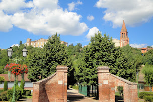 Photo n°1 de Amel MAHDJOUB Immobilier - à Castelnau-d'Estrétefonds (Agence immobilière)