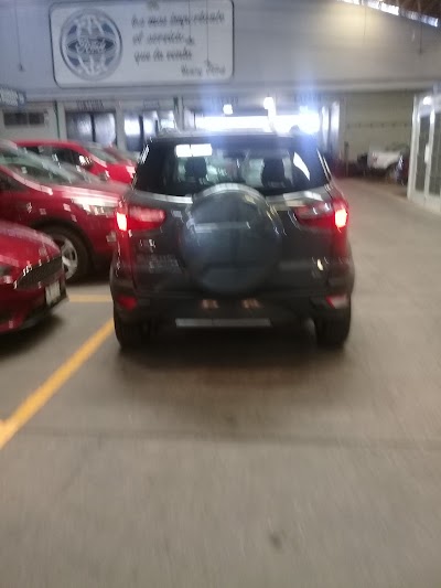 Photos of Cordoba Ford Automotive