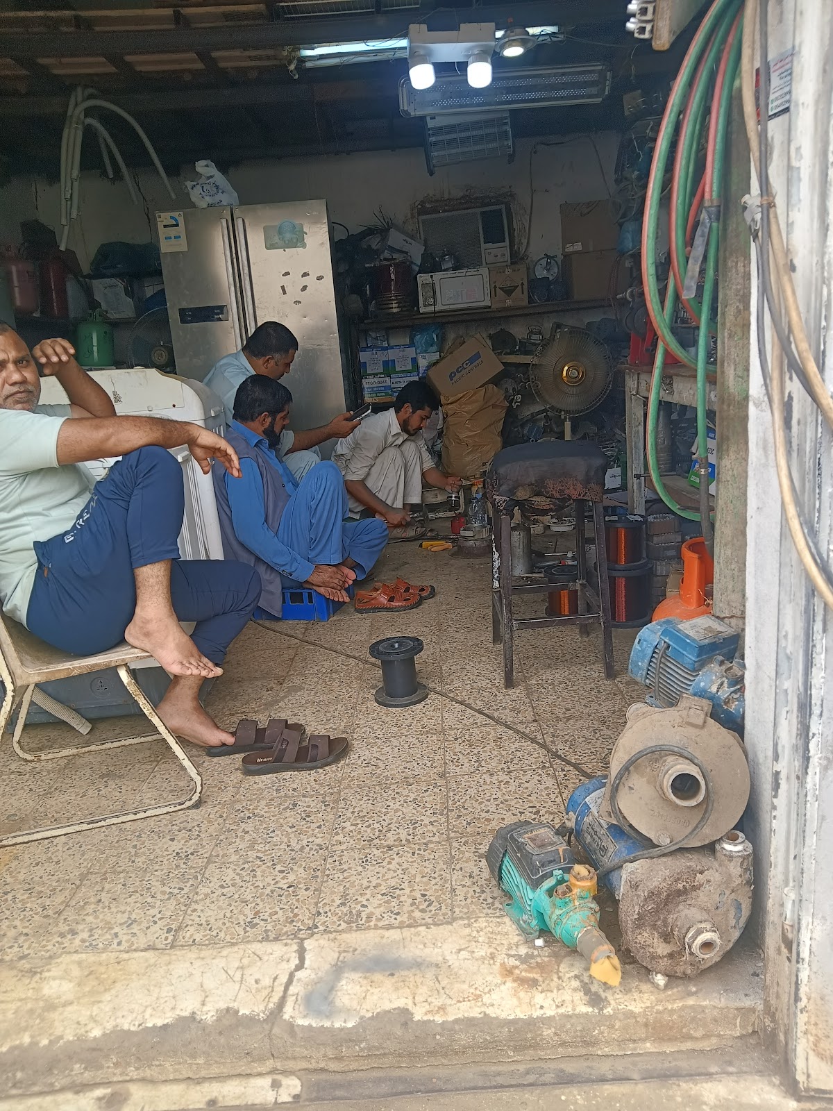 "الفانوس" للأدوات الكهربائية - صورة 2