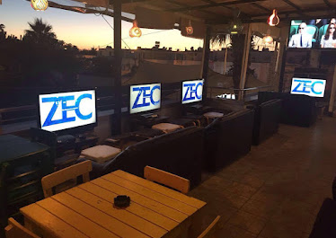ZEC Playstation Kafe