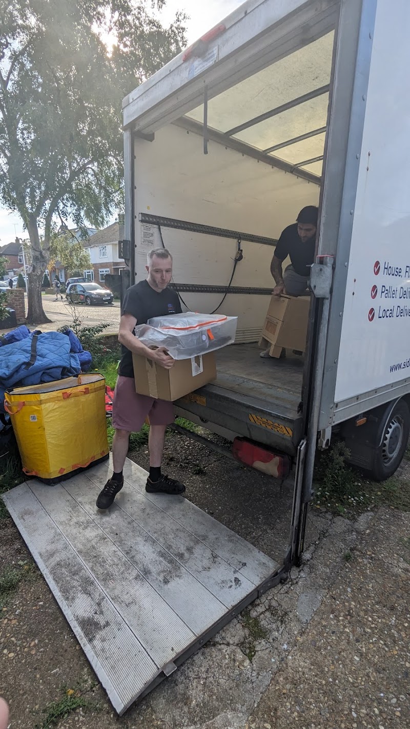 Sideline Removals & Logistics photo 2