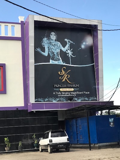 Photos of Princess Syahrini Family Karaoke