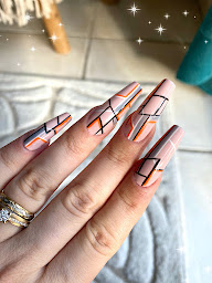Photo n°7 de Linenails à Saint-Laurent-d'Aigouze (Salon de manucure)