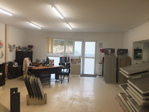 Photo n°2 de LE NÉGOCE ART & DECO à Aumale (Magasin de peintures)