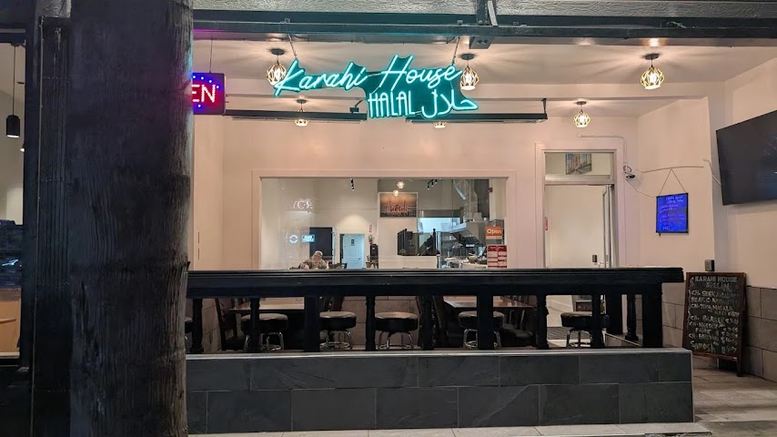 Karahi House by null