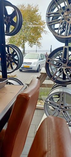 Auto & Bandenservice Klazienaveen - Thumbnail