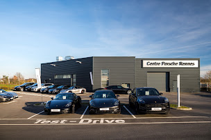 Photo n°1 de Centre Porsche Rennes à Cesson-Sévigné (Garage automobile)