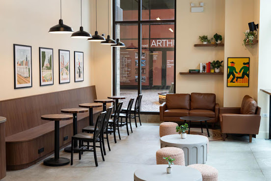 Tilly Bagel Shop by null